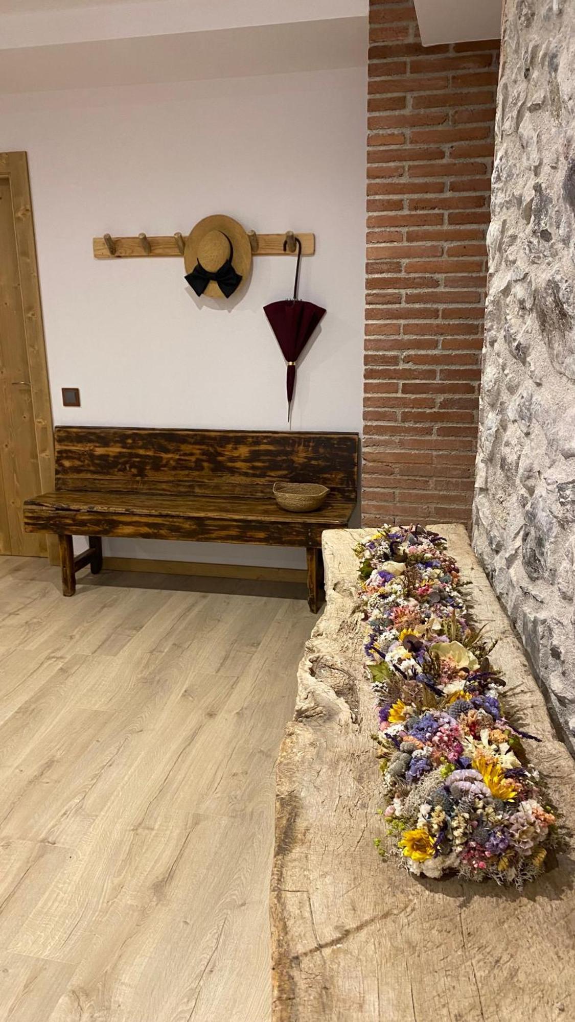 Pis Turistic De 170 M2 A La Placa Porxada De Baga Bagian luar foto